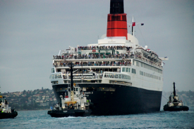 QE2