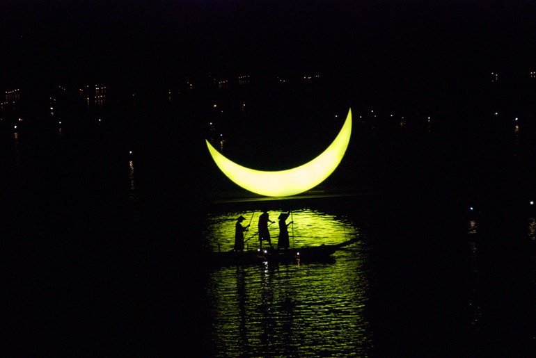Crescent Moon at Liu Sanjie Show