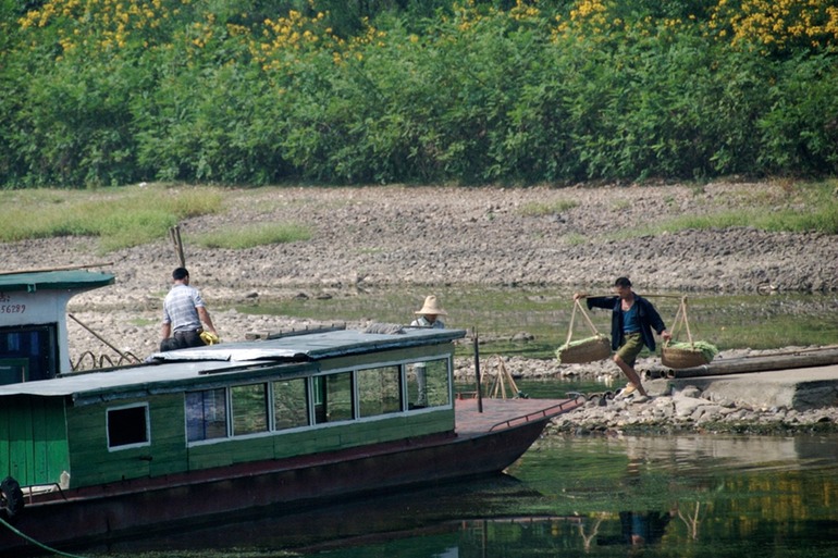 Provisioning Boats on Li River